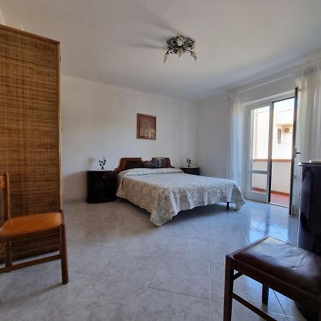 Villa Flora - With Sea View, 2 Minutes Walk To Beach Trappeto  Buitenkant foto