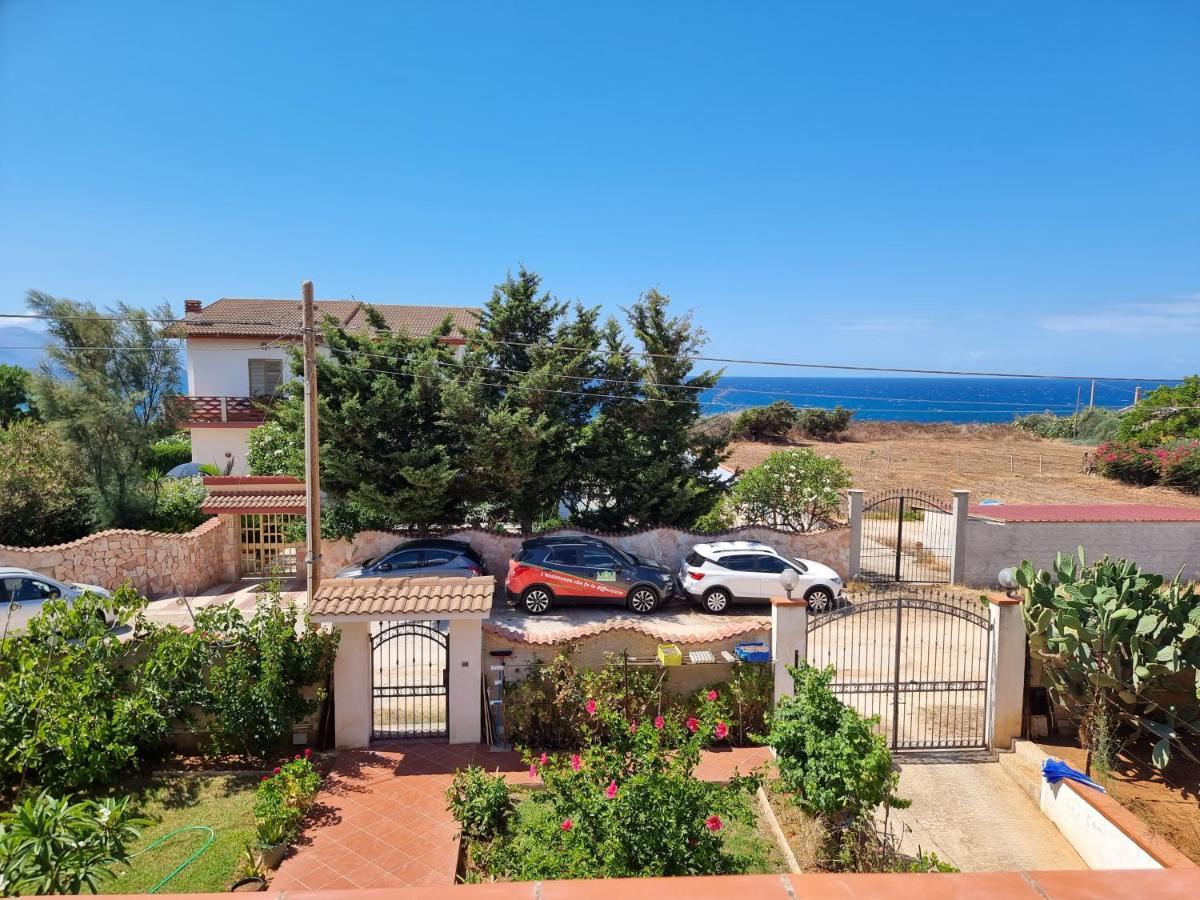 Villa Flora - With Sea View, 2 Minutes Walk To Beach Trappeto  Buitenkant foto
