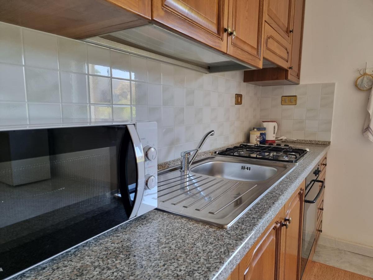 Villa Flora - With Sea View, 2 Minutes Walk To Beach Trappeto  Buitenkant foto