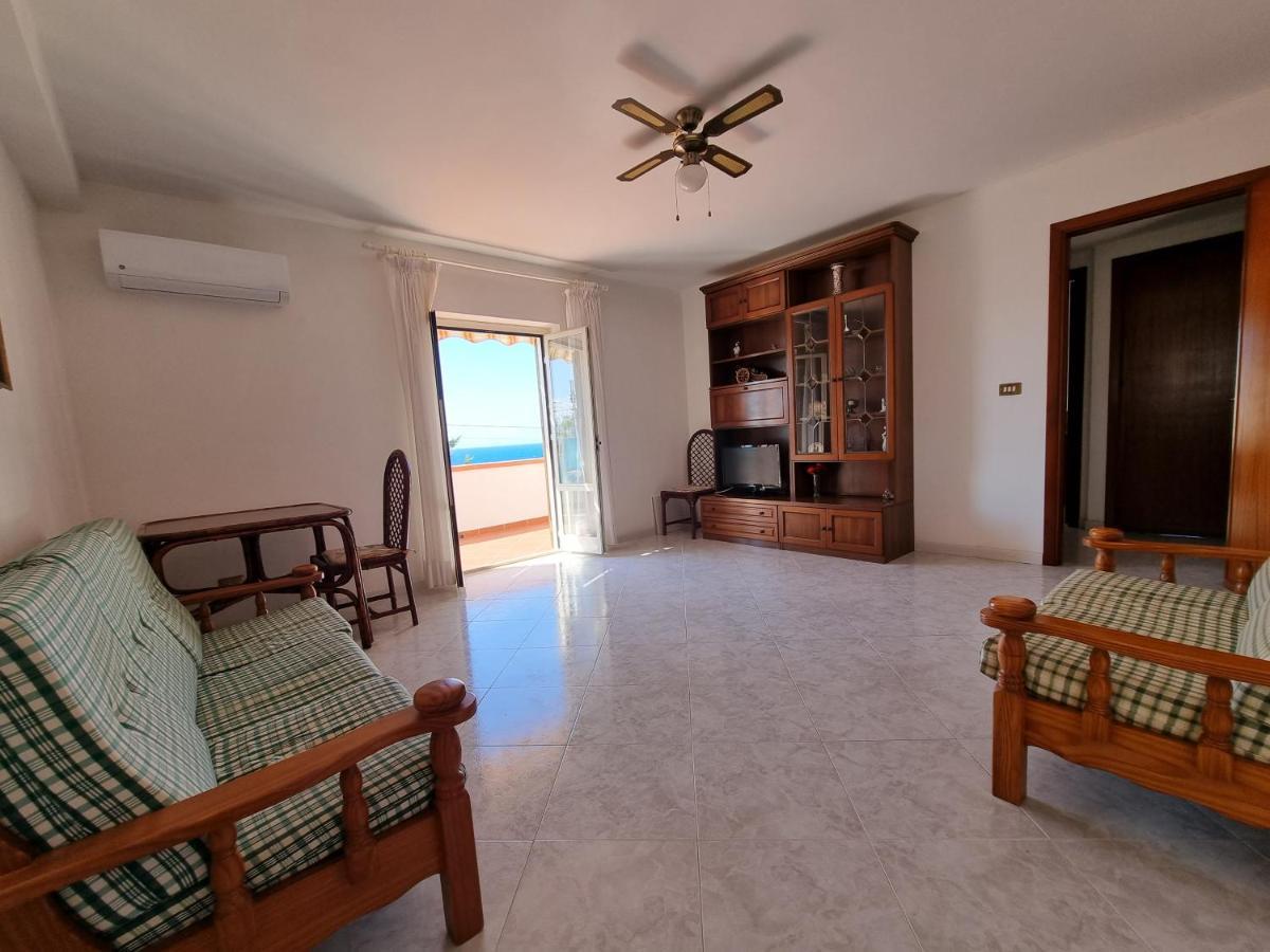 Villa Flora - With Sea View, 2 Minutes Walk To Beach Trappeto  Buitenkant foto