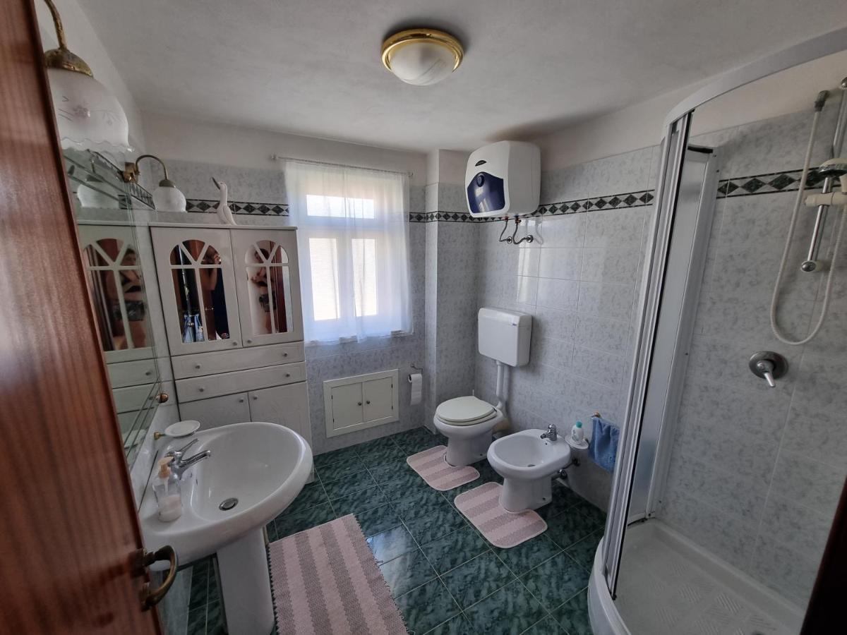 Villa Flora - With Sea View, 2 Minutes Walk To Beach Trappeto  Buitenkant foto